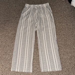 ✨NWOT!✨ SIENNA SKY WHITE AND BLACK STRIPE LINEN PANTS SIZE XL